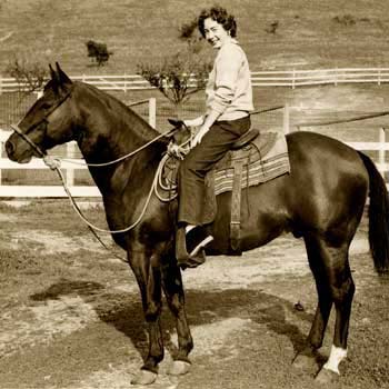 4-bettyeshortysepweb